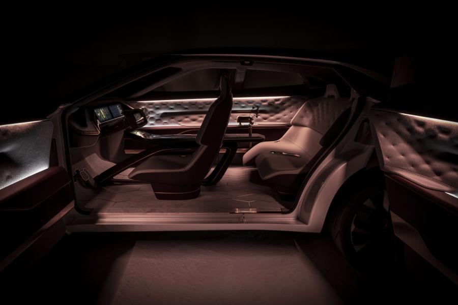Интерьер Infiniti QX Inspiration 2019 года  (фото 95 из 159)